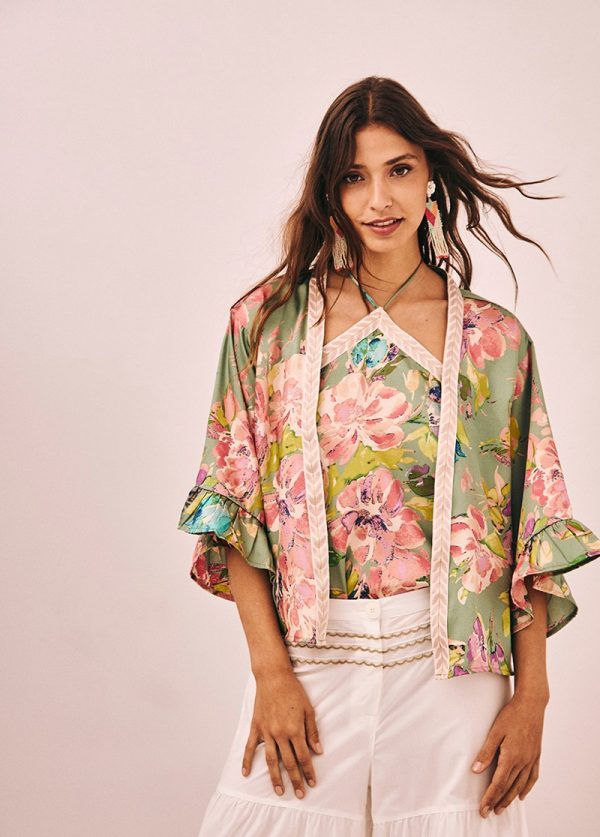Kimono estampado con detalle bordado